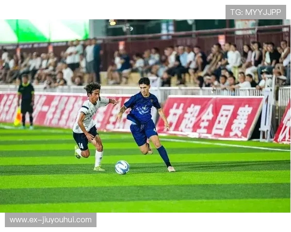 激情绿茵巅峰对决展现球场风采共赏足球表现赛盛宴